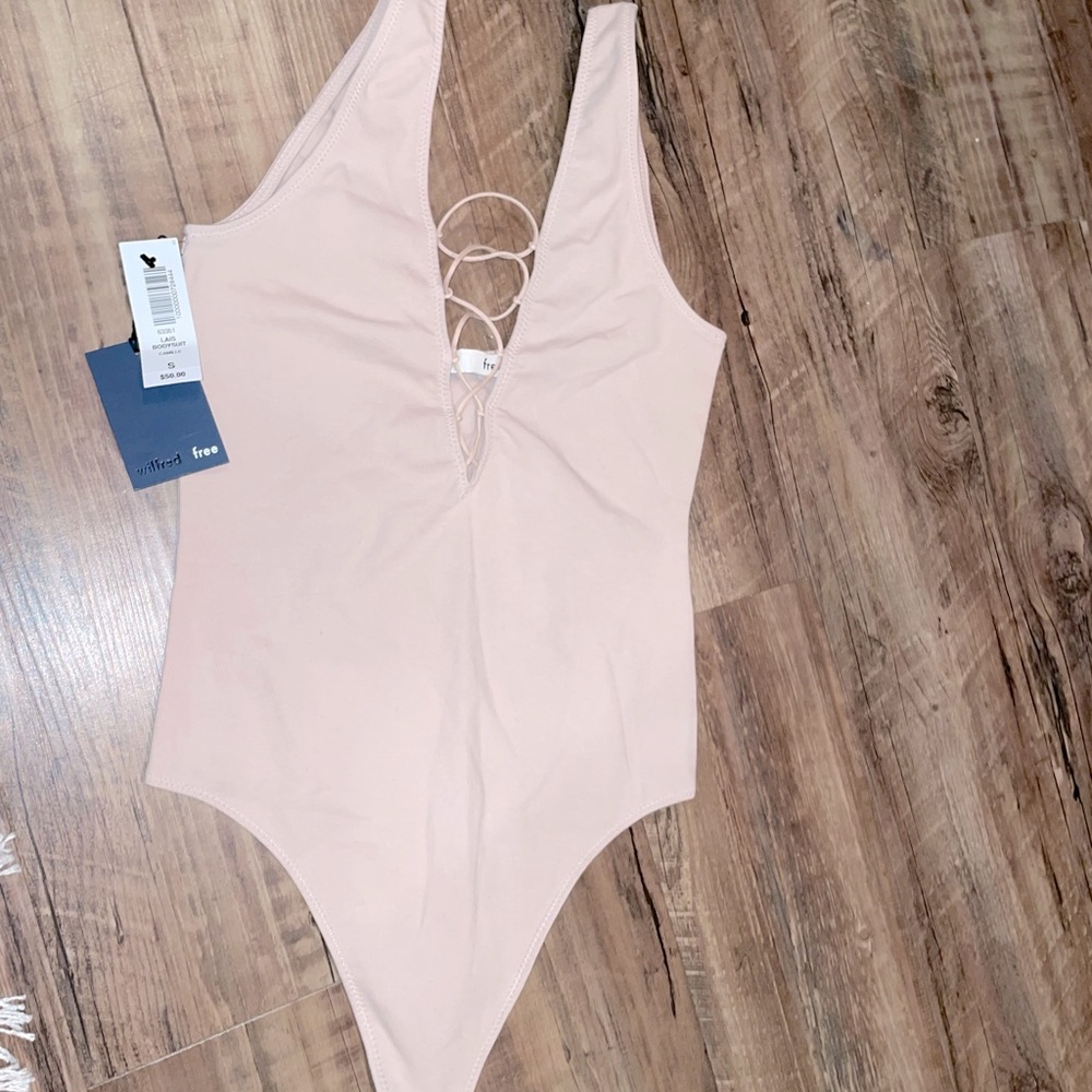 Aritzia Wilfred Free Lais Bodysuit